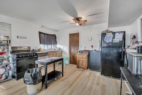 Tiny photo for 9660 S STORNOWAY CIR W, South Jordan, UT 84009 (MLS # 2139783)
