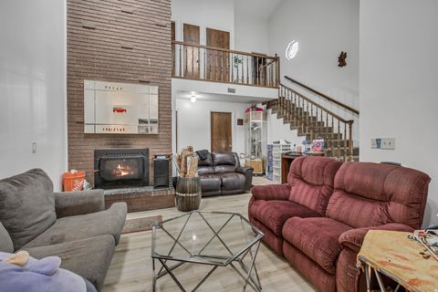 Tiny photo for 9660 S STORNOWAY CIR W, South Jordan, UT 84009 (MLS # 2139783)