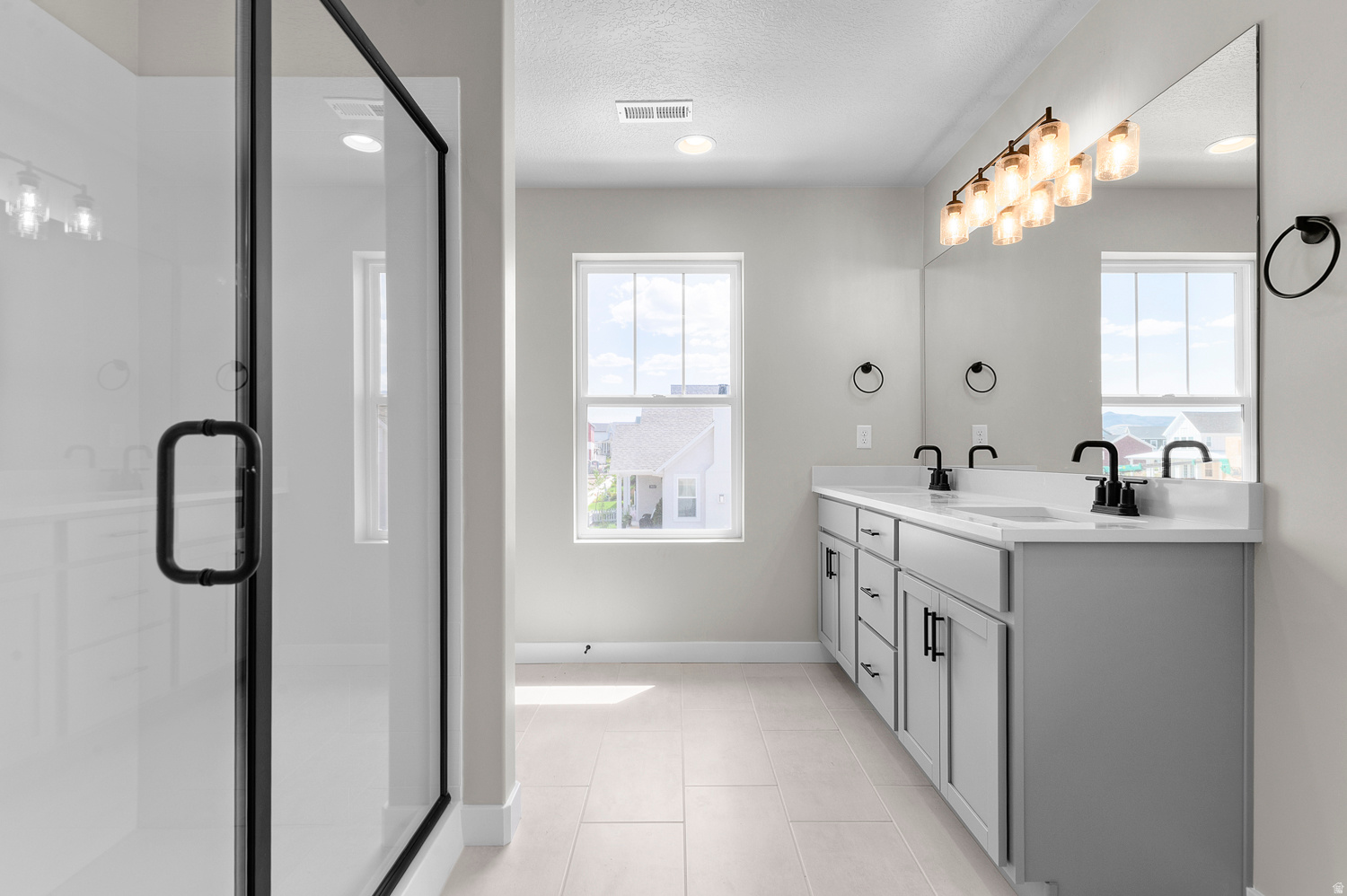 DAYBREAK CASCADES 230 - Residential