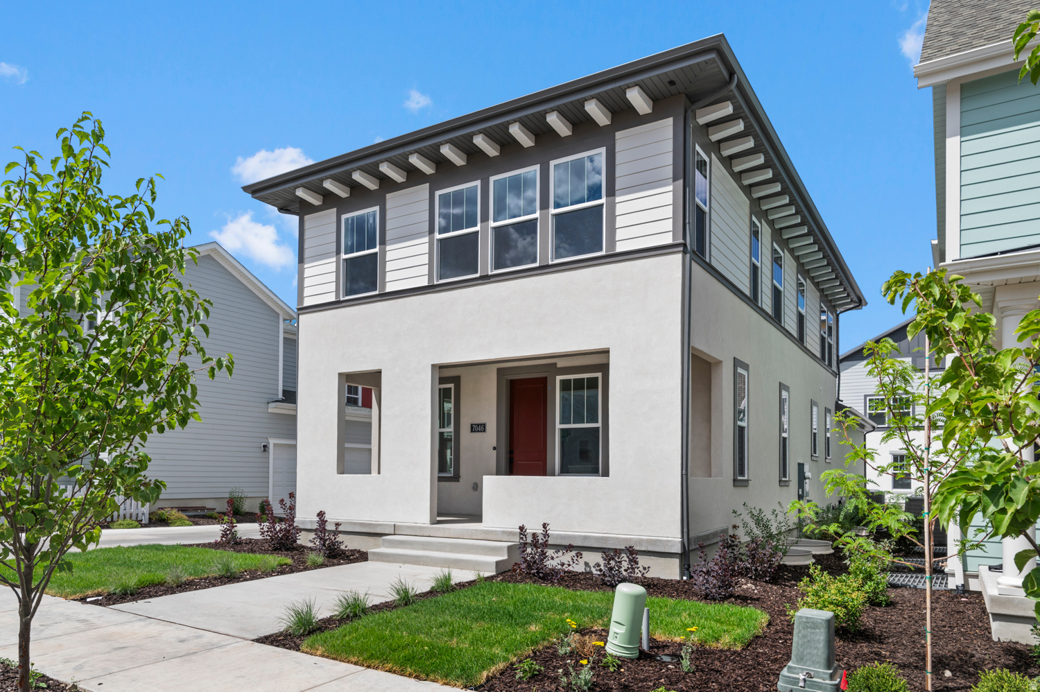 DAYBREAK CASCADES 230 - Residential