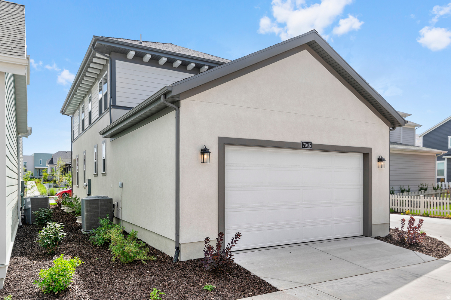 DAYBREAK CASCADES 230 - Residential