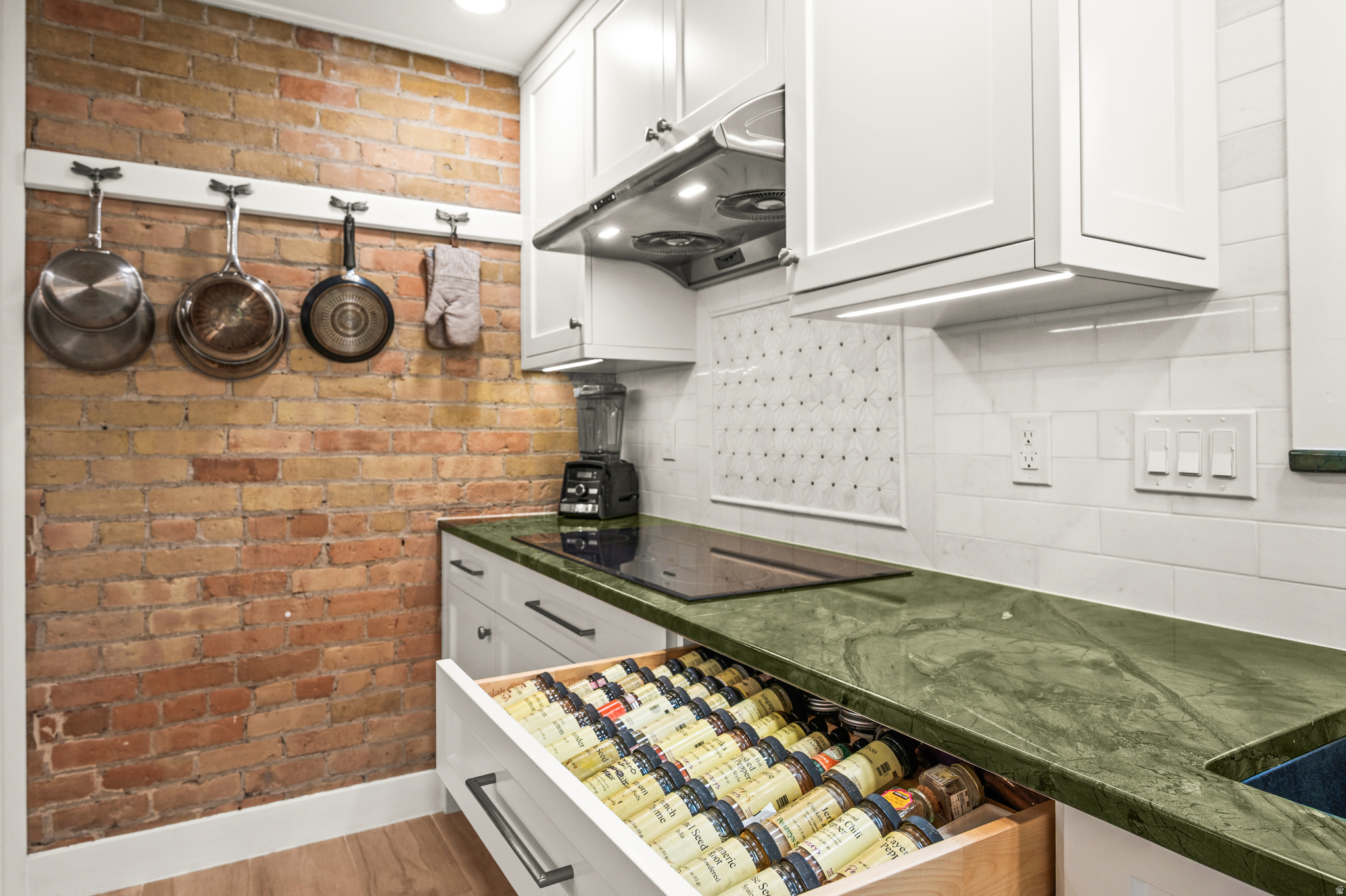 MIDVALE SUB - Residential