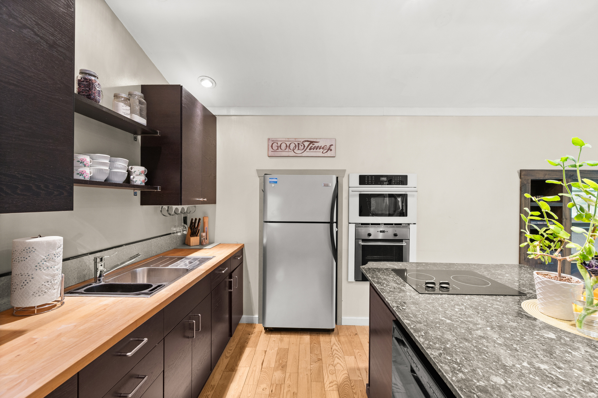 MIDVALE SUB - Residential