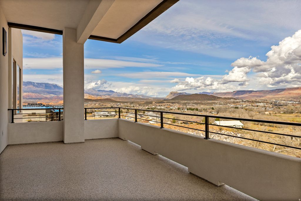 Photo of 729 S 1360 W #12, Hurricane, UT 84737 (MLS # 2137170)