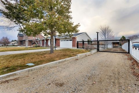 Tiny photo for 11545 S HAGAN RD, Sandy, UT 84092 (MLS # 2125602)
