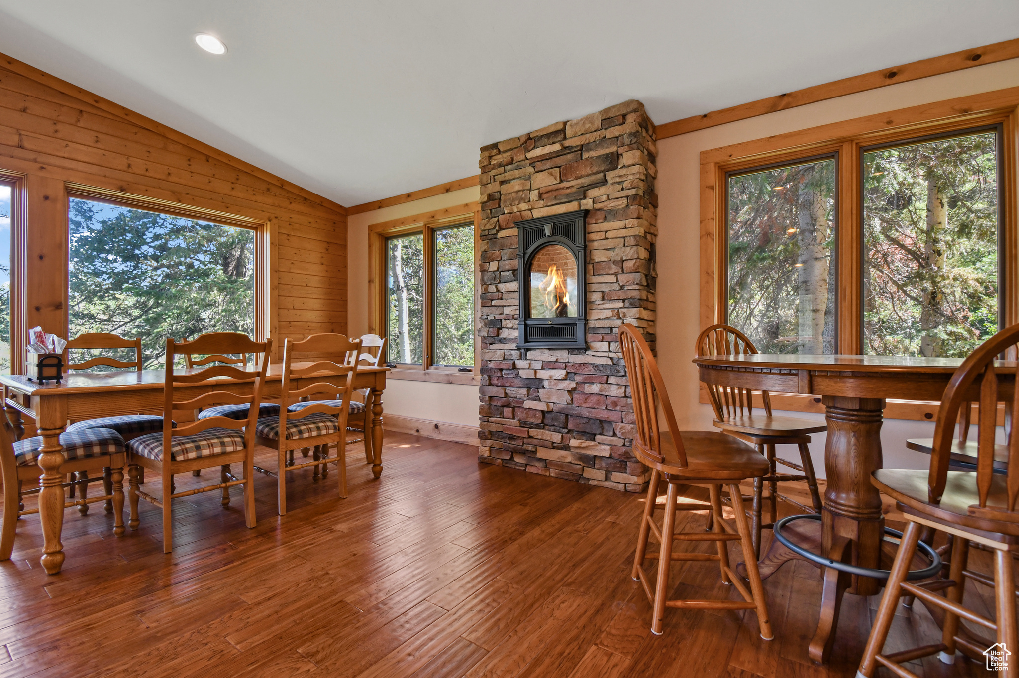 MOUNTAIN VALLEY RANC - Land