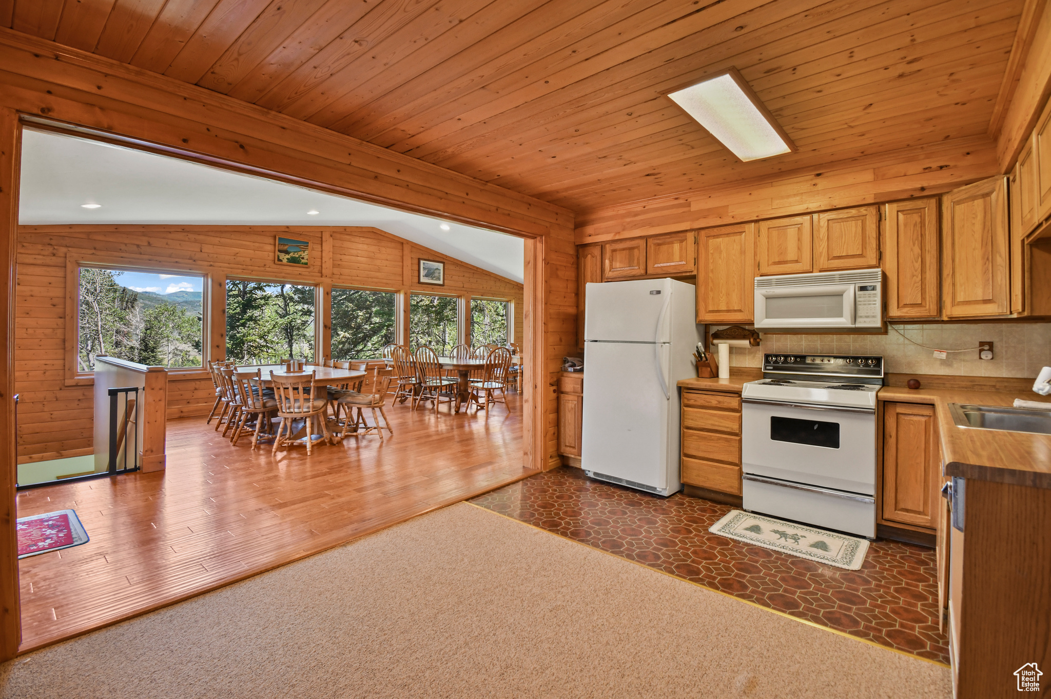 MOUNTAIN VALLEY RANC - Land