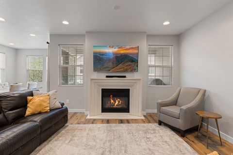 Tiny photo for 824 W 2800 N, Lehi, UT 84043 (MLS # 2147432)