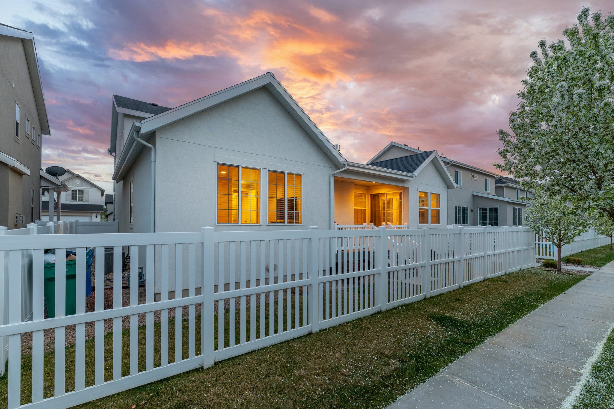 PARKSIDE AT IVORY RIDGE - Residential