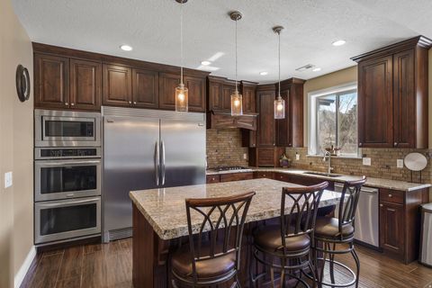 Tiny photo for 1350 KAYS CREEK DR, Layton, UT 84040 (MLS # 2144364)