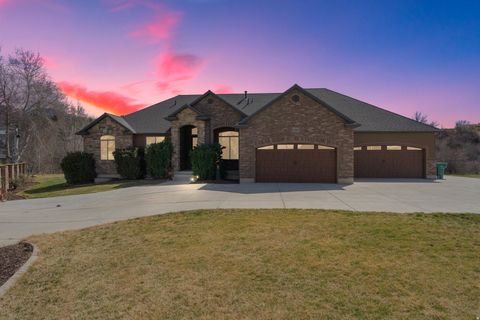 Tiny photo for 1350 KAYS CREEK DR, Layton, UT 84040 (MLS # 2144364)