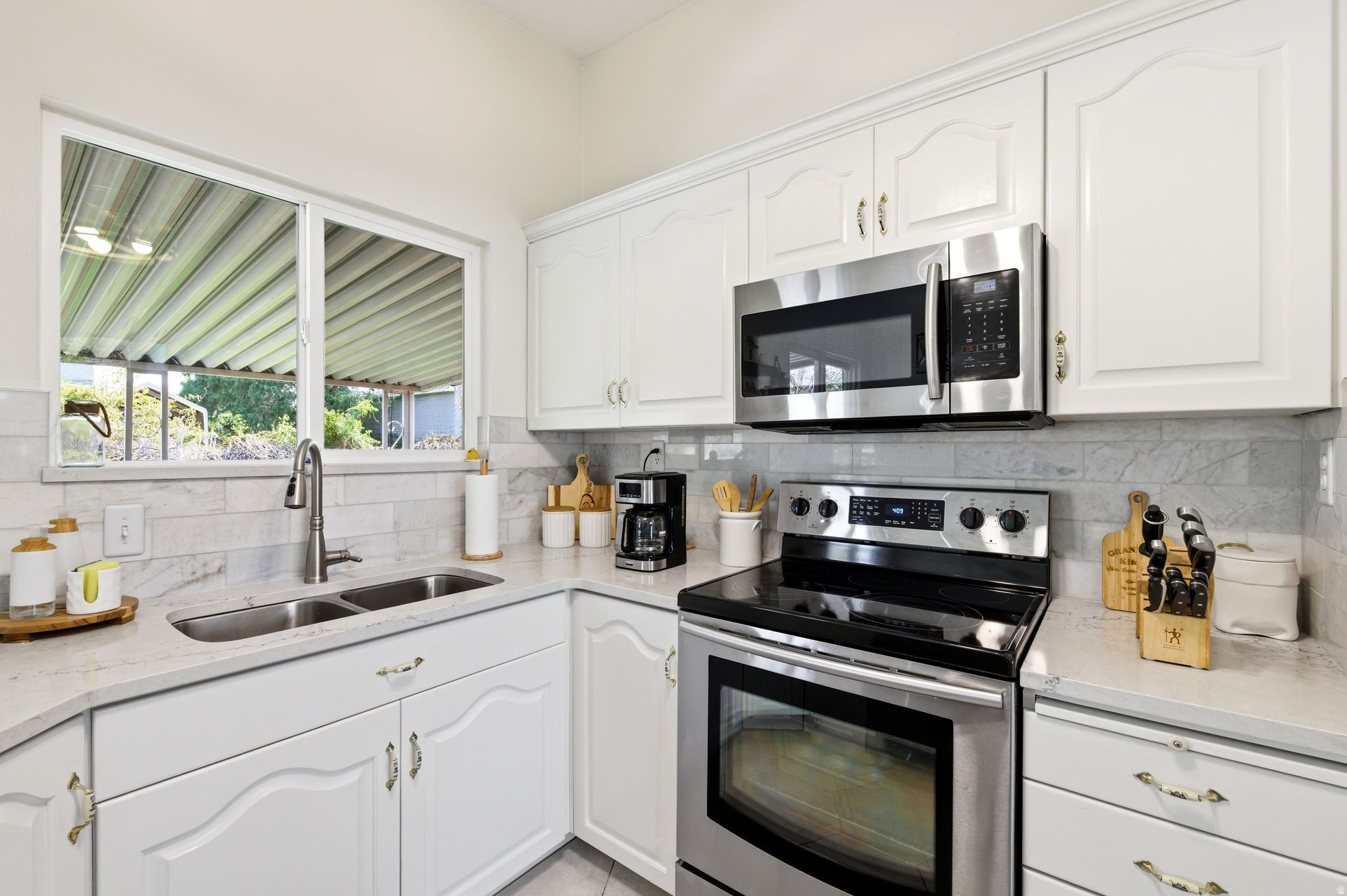 MURRAY DALE SUB ADD NO 3 - Residential