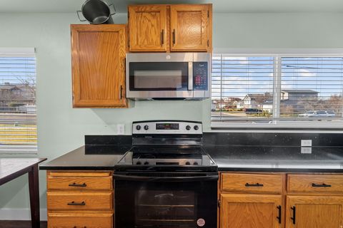 Tiny photo for 3877 S 4400 W, West Valley City, UT 84120 (MLS # 2127201)