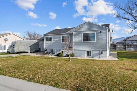 Tiny photo for 3877 S 4400 W, West Valley City, UT 84120 (MLS # 2127201)
