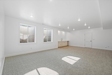 Tiny photo for 108 N 900 E, Hyde Park, UT 84318 (MLS # 2127906)