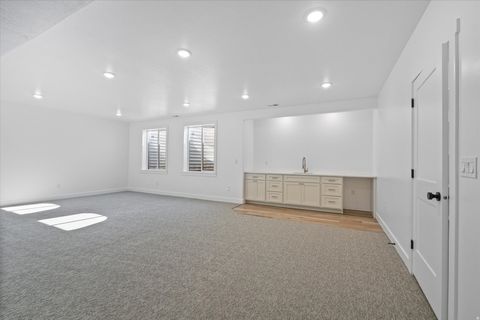 Tiny photo for 108 N 900 E, Hyde Park, UT 84318 (MLS # 2127906)