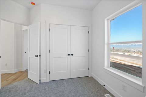 Tiny photo for 108 N 900 E, Hyde Park, UT 84318 (MLS # 2127906)