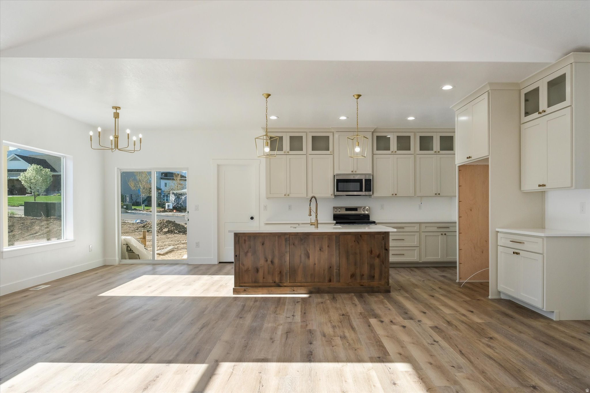 CEDAR BLUFFS SUBDIVISION PHASE 2 - Residential