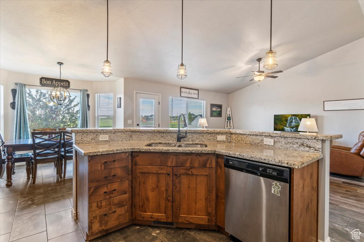 HARMONY PLACE - Residential