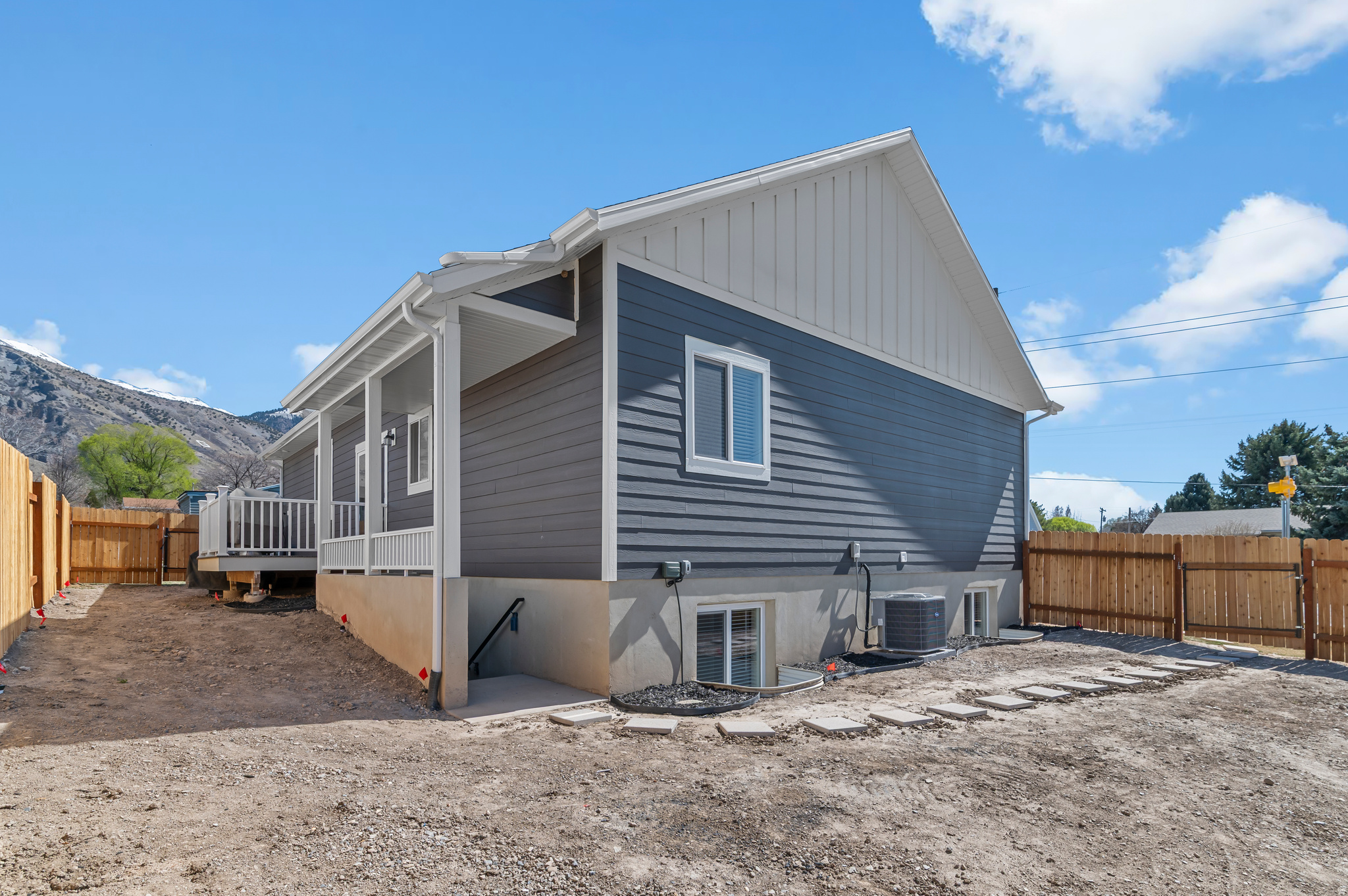 WALNUT - Residential