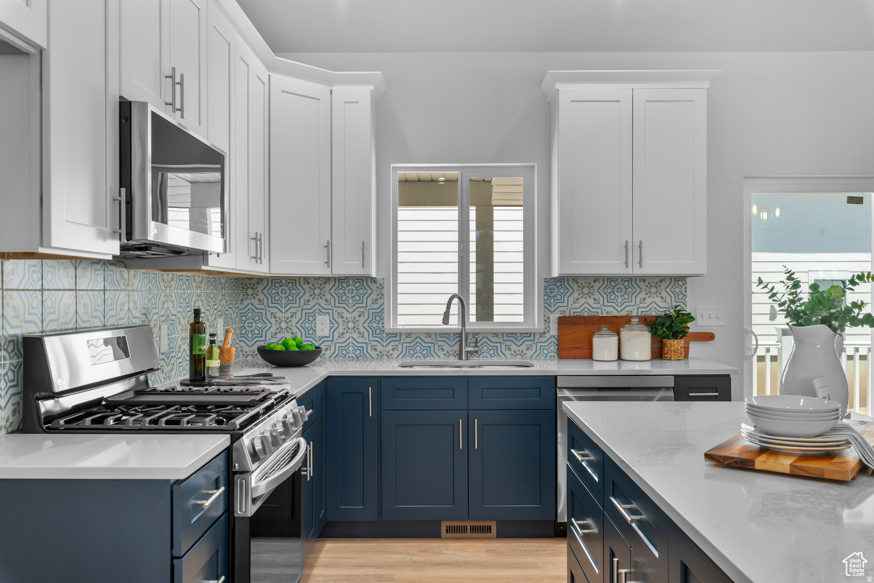 WALNUT - Residential