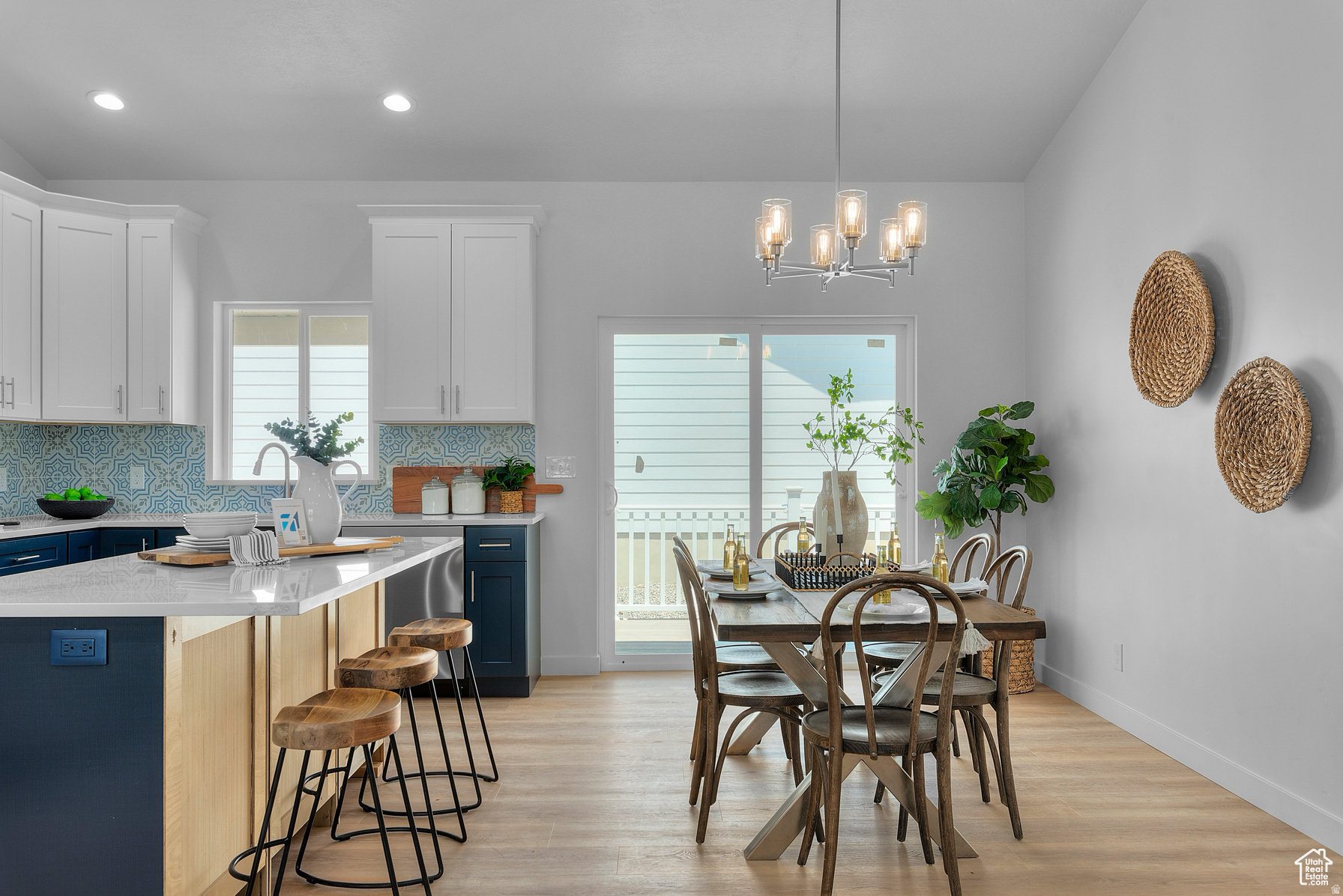 WALNUT - Residential