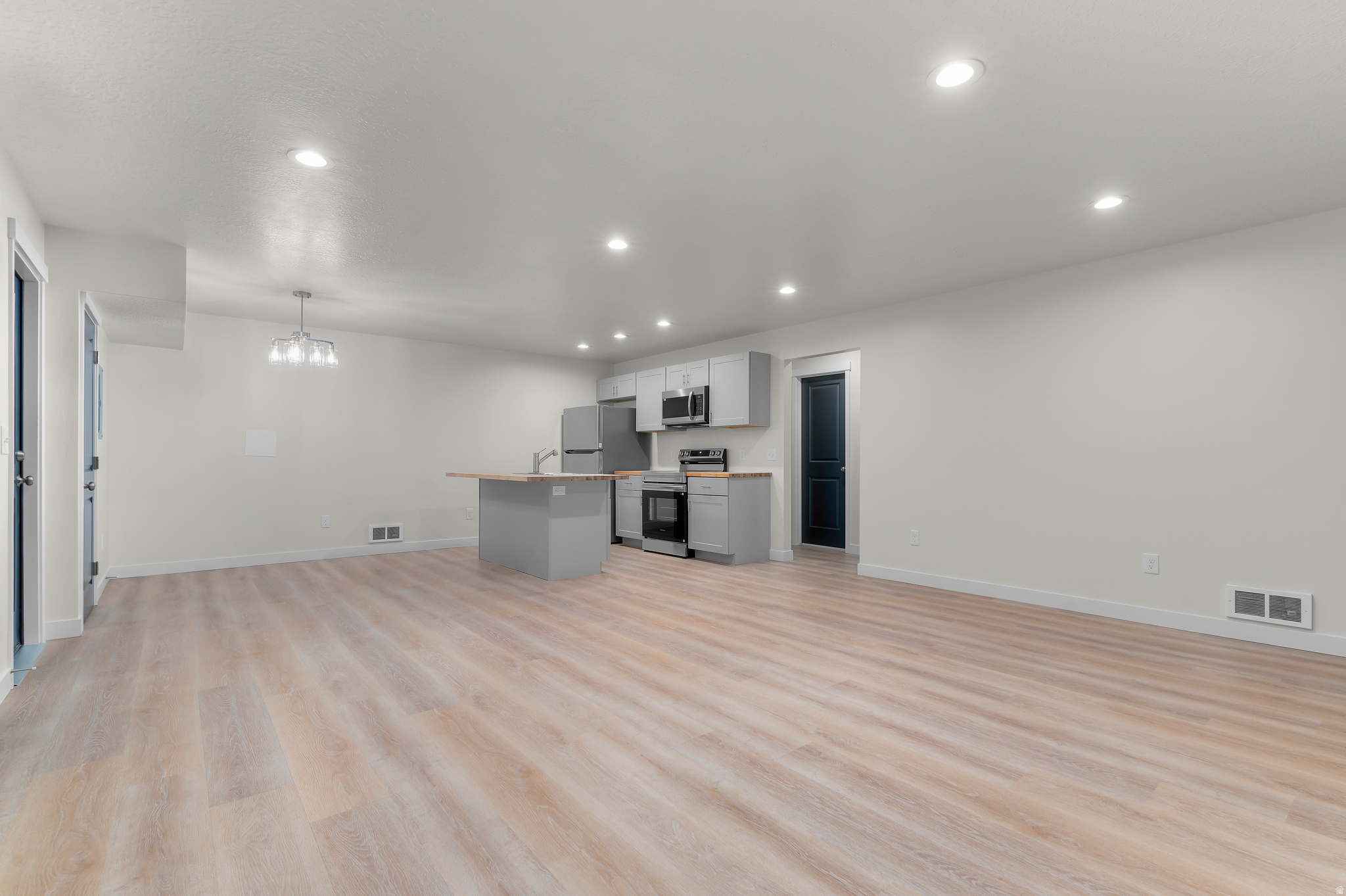 WALNUT - Residential