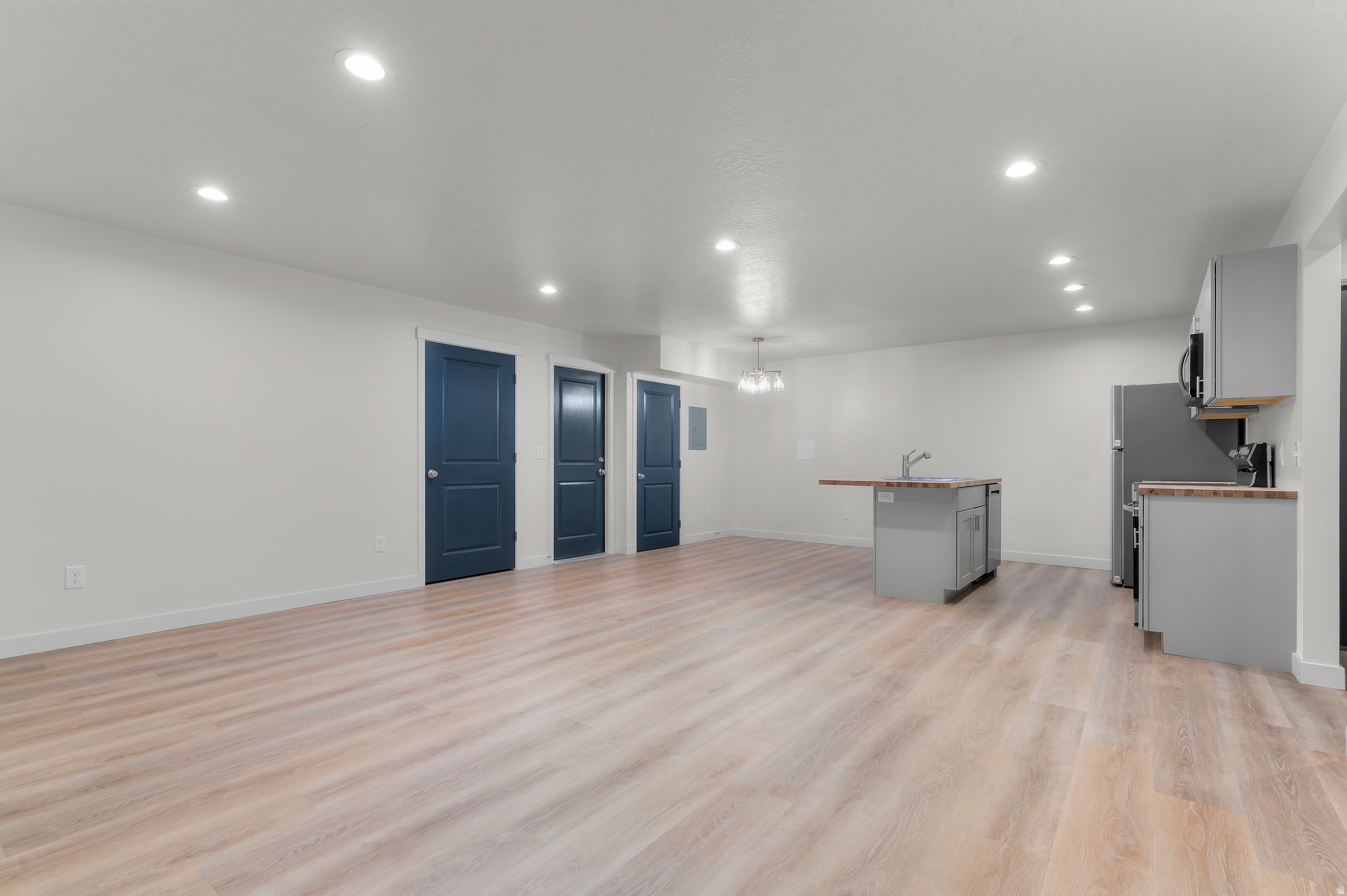 WALNUT - Residential