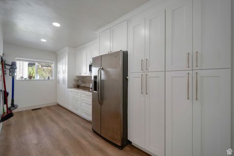 Tiny photo for 803 S 640 E, Payson, UT 84651 (MLS # 2119138)