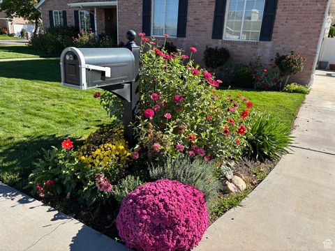 Tiny photo for 803 S 640 E, Payson, UT 84651 (MLS # 2119138)