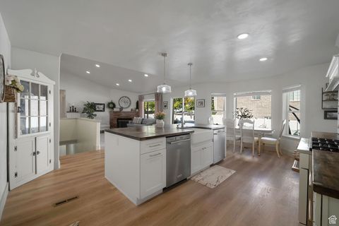 Tiny photo for 803 S 640 E, Payson, UT 84651 (MLS # 2119138)