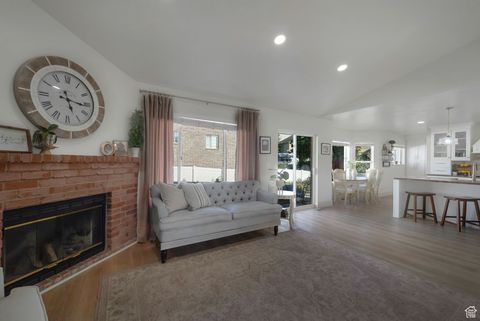 Tiny photo for 803 S 640 E, Payson, UT 84651 (MLS # 2119138)