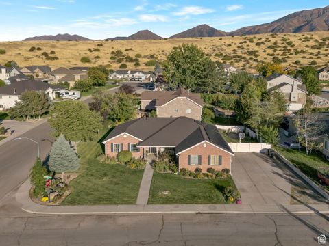 Tiny photo for 803 S 640 E, Payson, UT 84651 (MLS # 2119138)