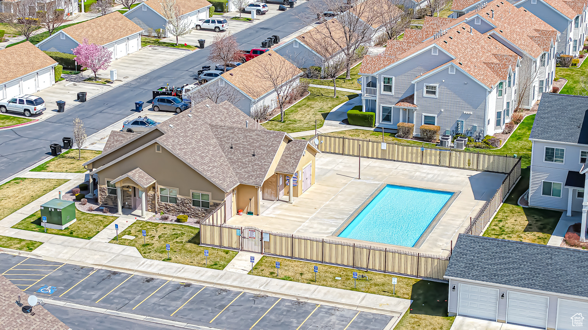 BROOKLINE - Residential