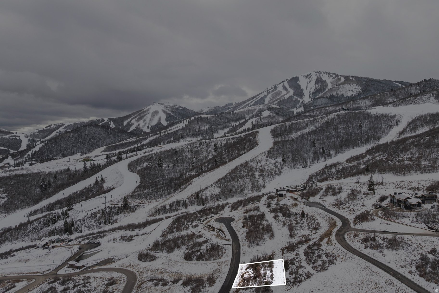 VELVæRE - Residential