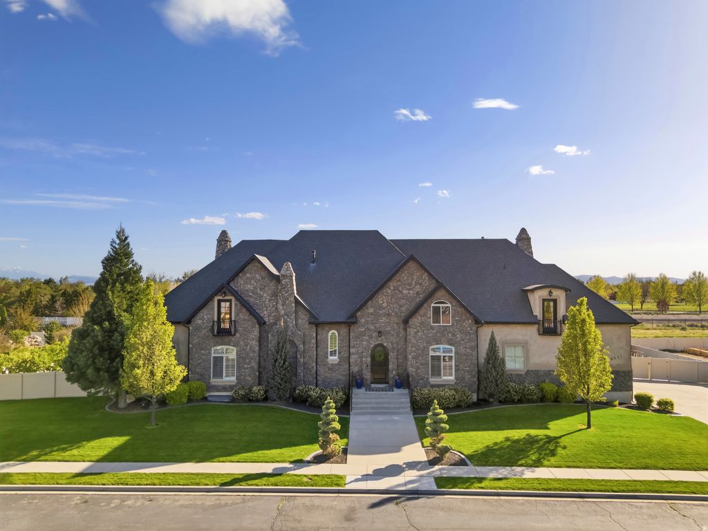 Photo of 6541 W AVERY AVE, Highland, UT 84003 (MLS # 2152665)