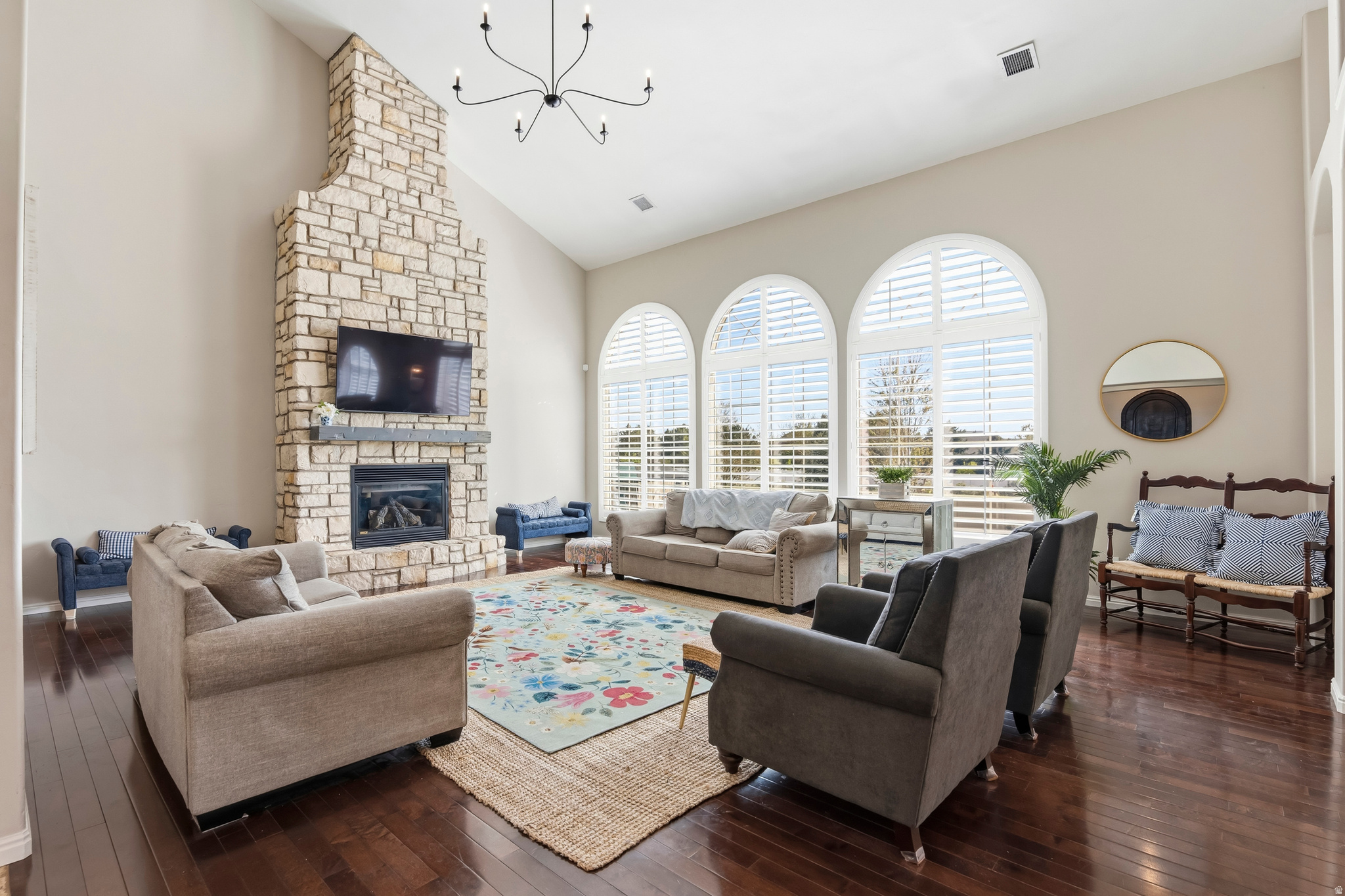 HORSESHOE BEND - Residential