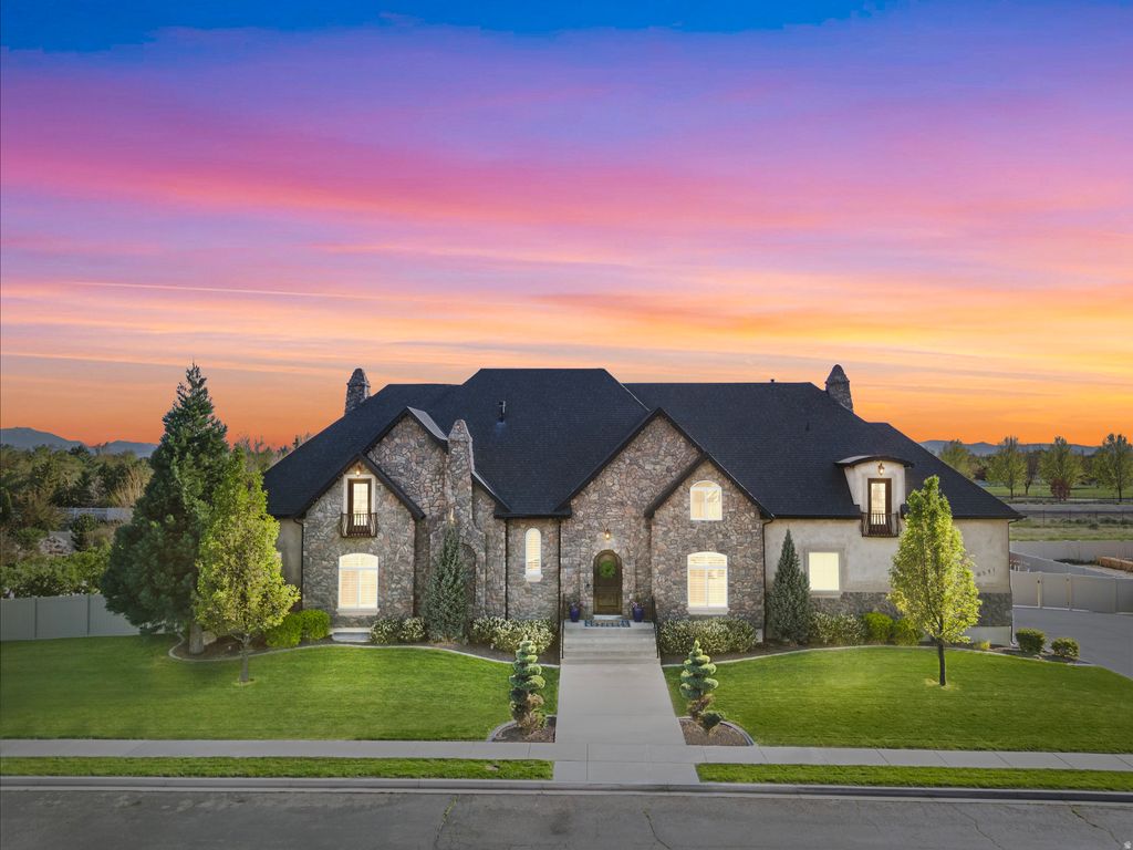 Photo of 6541 W AVERY AVE, Highland, UT 84003 (MLS # 2152665)