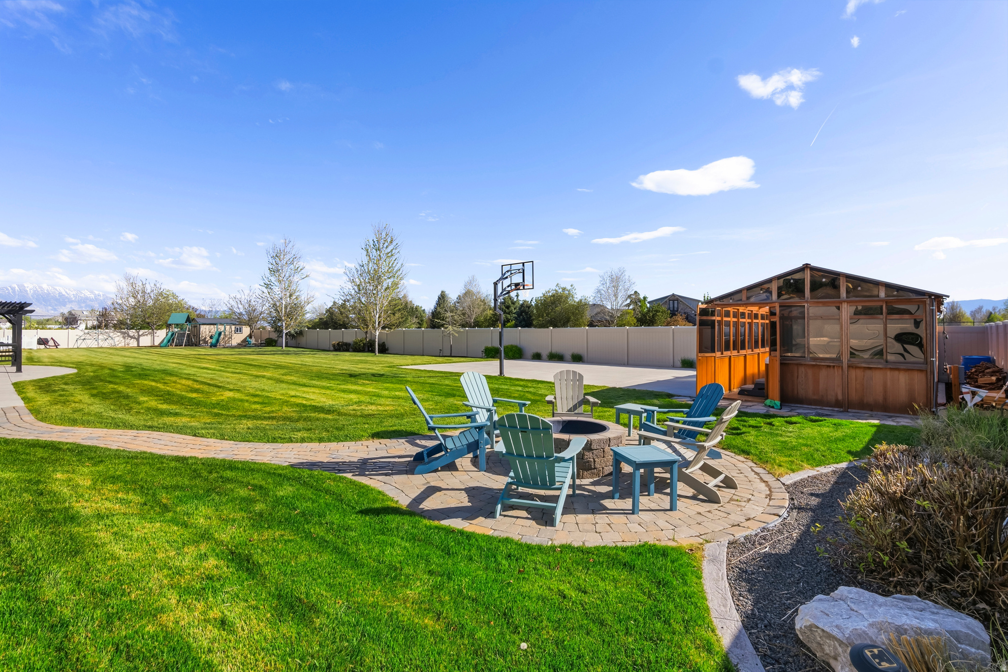 HORSESHOE BEND - Residential