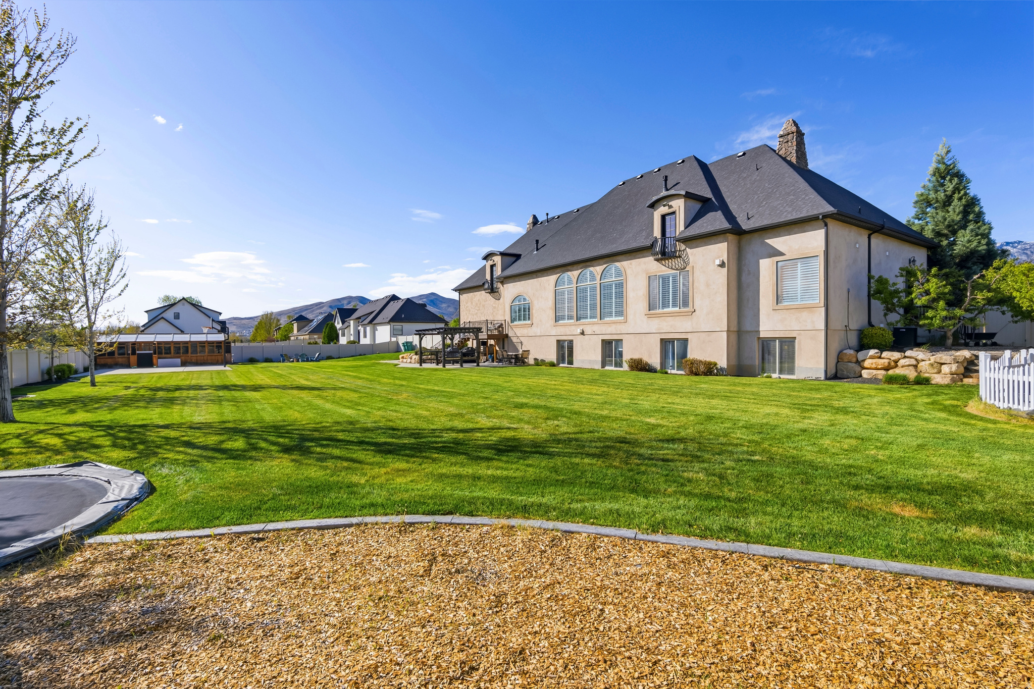 HORSESHOE BEND - Residential