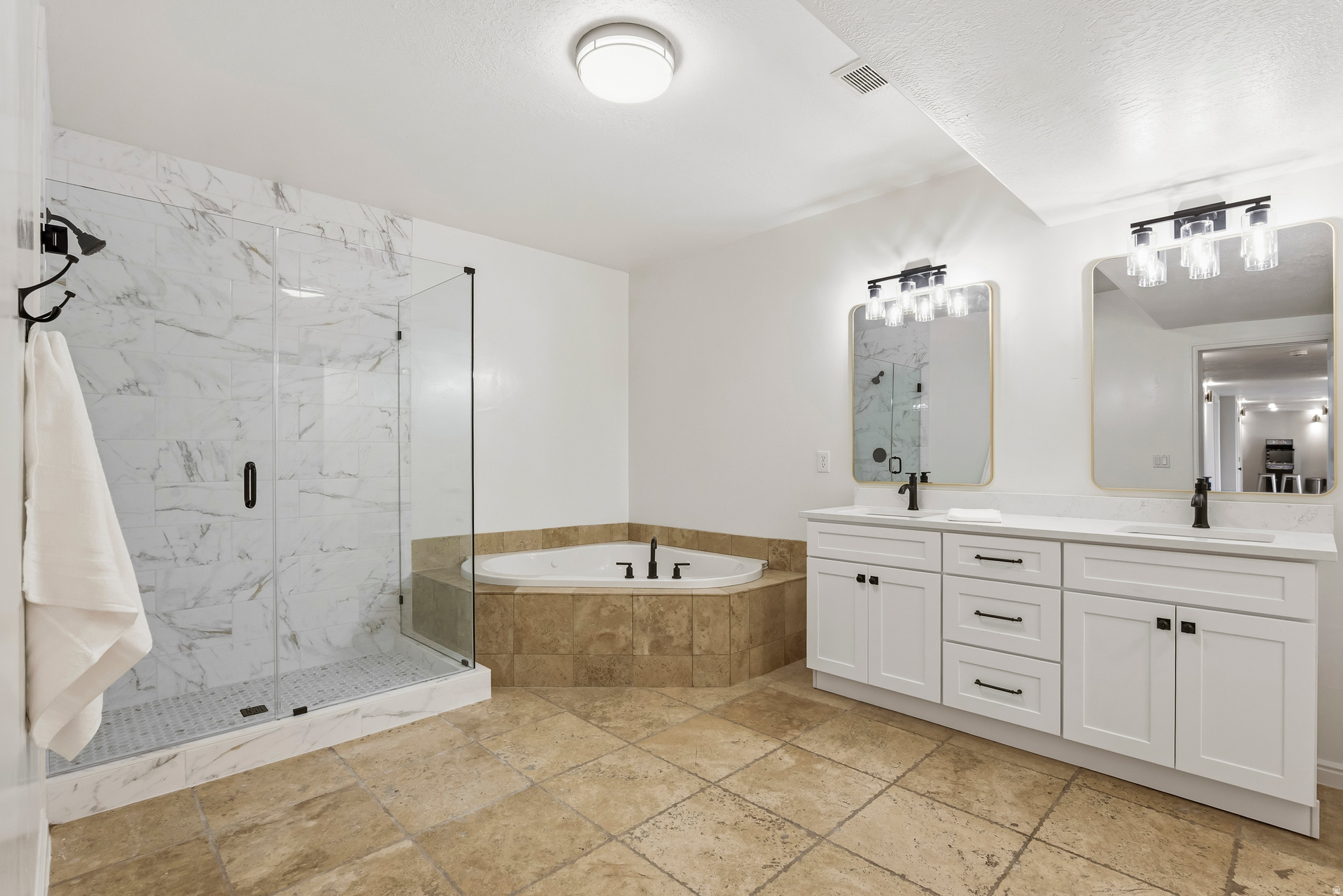 HORSESHOE BEND - Residential