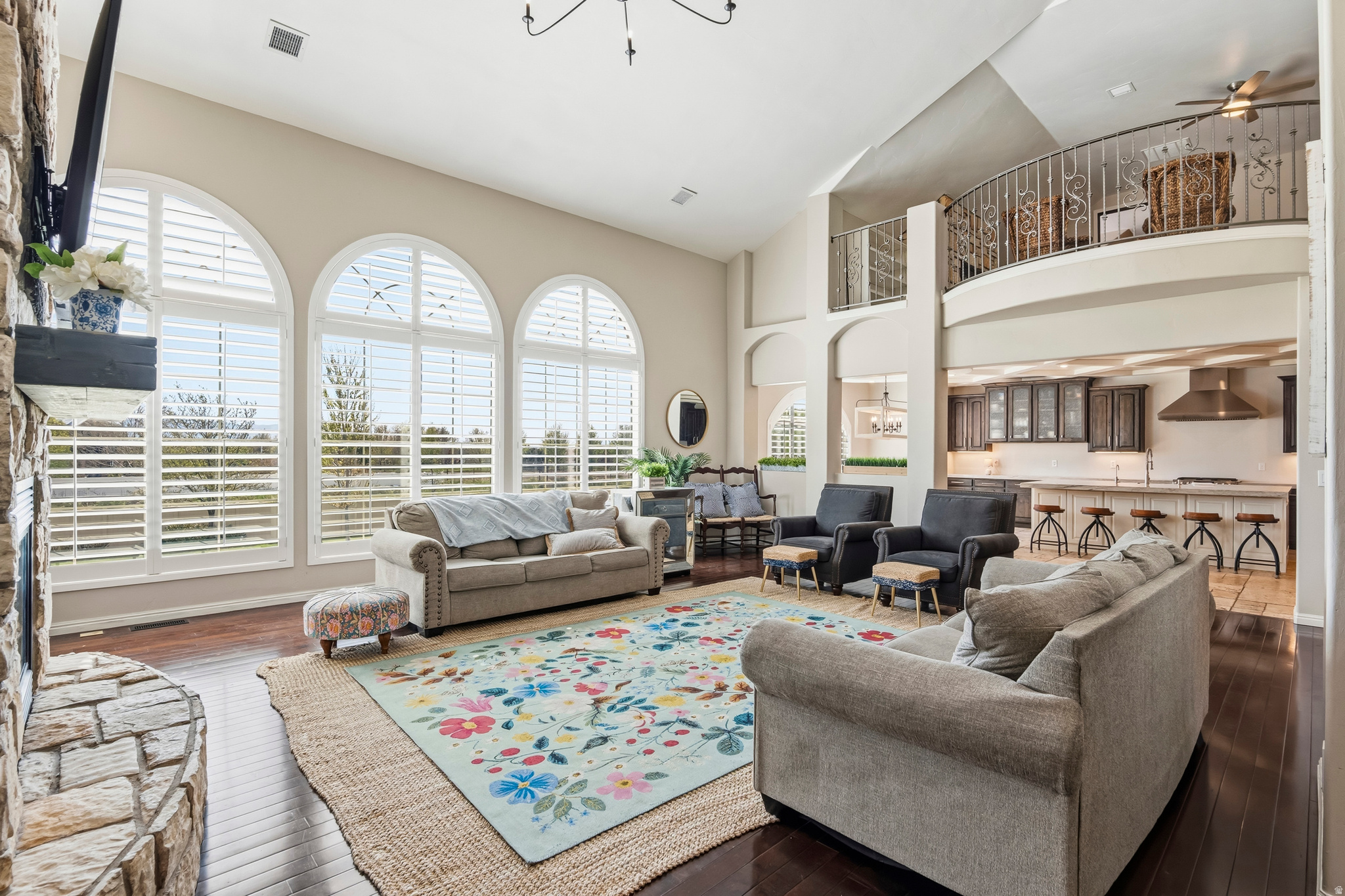 HORSESHOE BEND - Residential