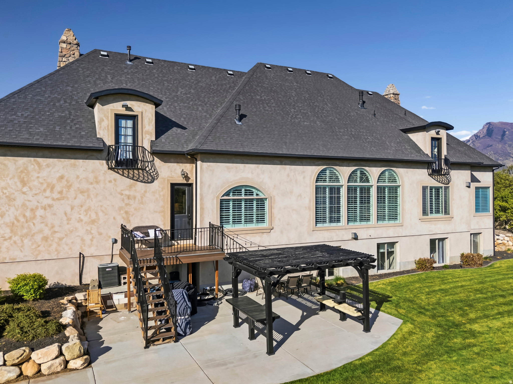 HORSESHOE BEND - Residential