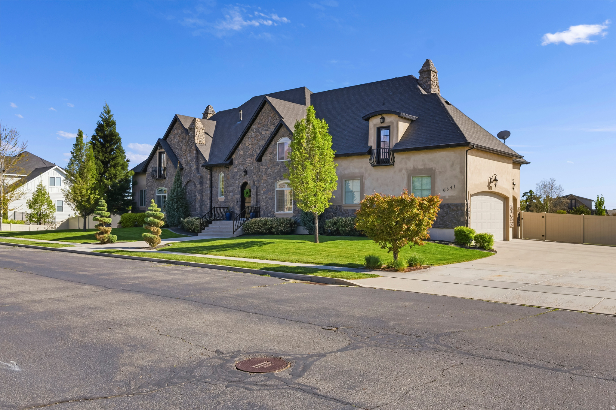 HORSESHOE BEND - Residential