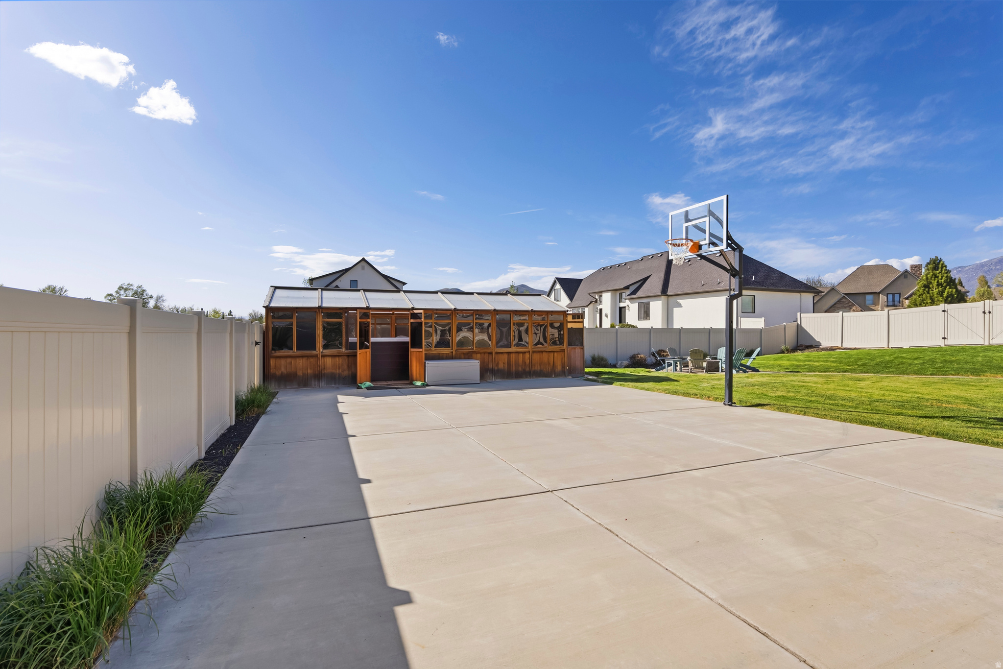 HORSESHOE BEND - Residential