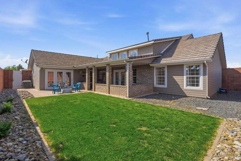 CHAPEL LANE EST - Residential