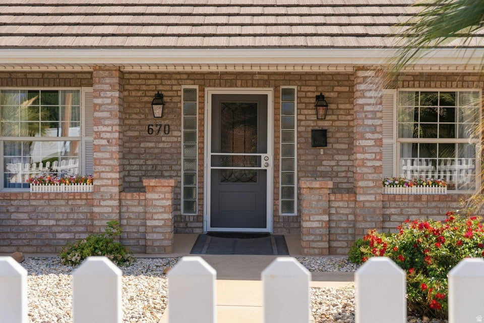 CHAPEL LANE EST - Residential