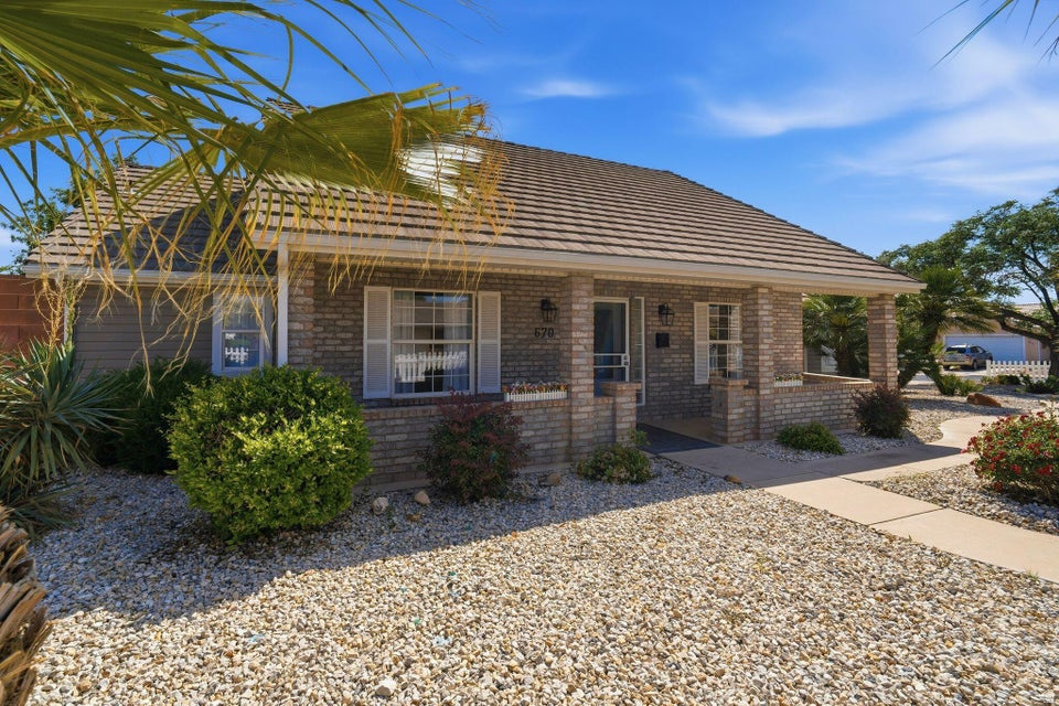 CHAPEL LANE EST - Residential