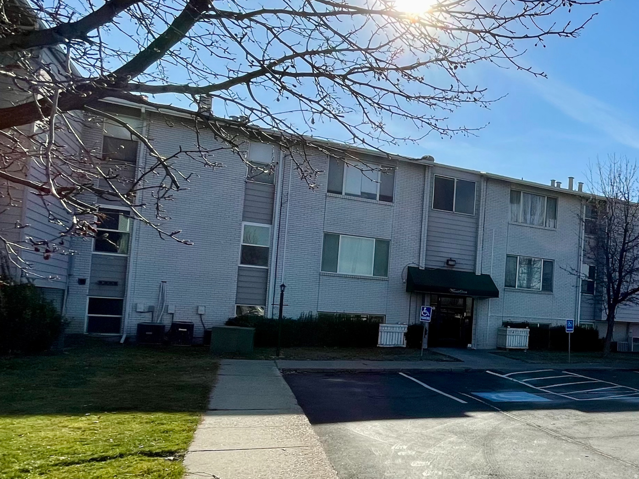 WOOD CREST CONDOMINIUM PHASE 2 - Residential