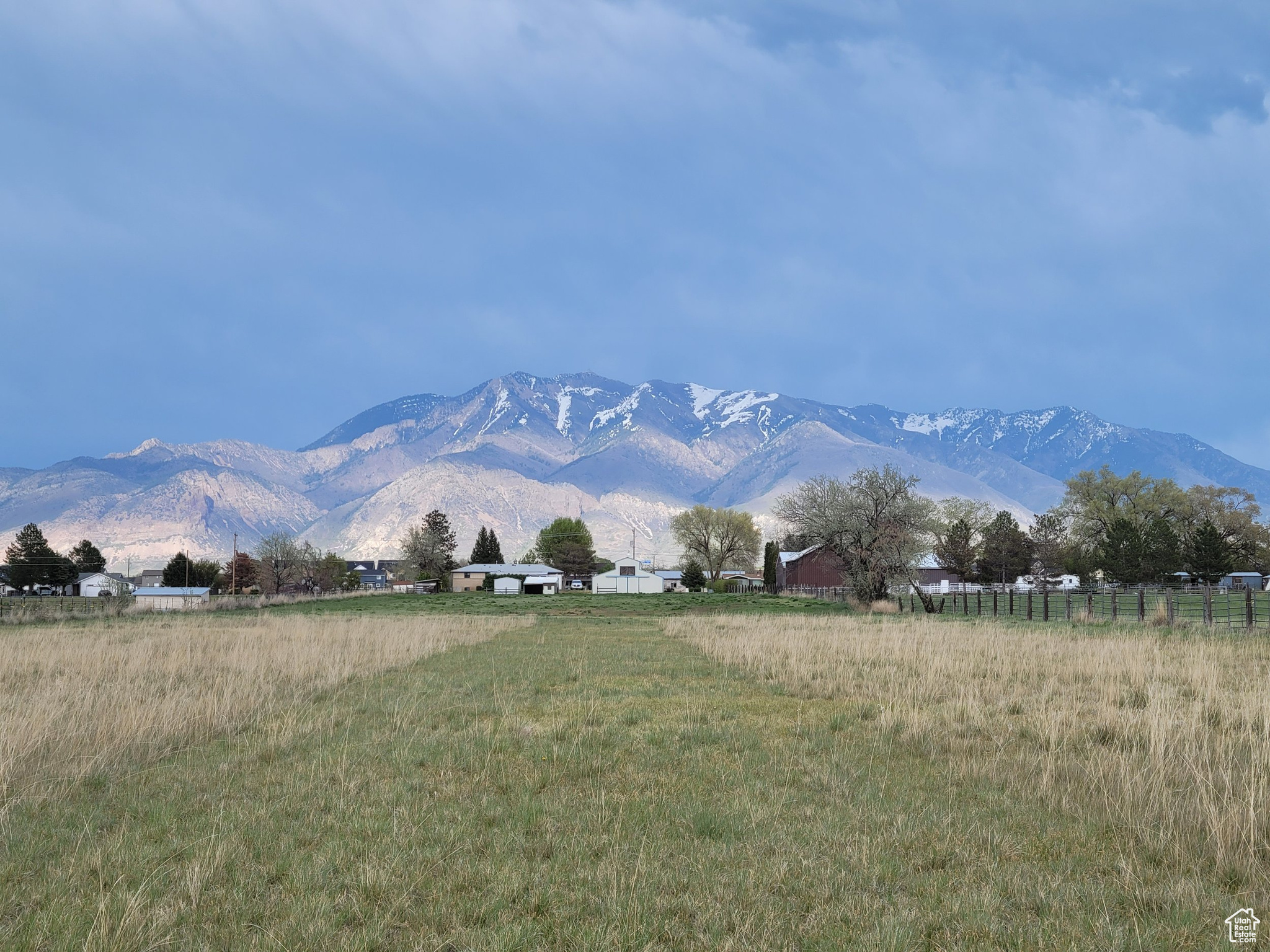 SUNSET FARMS - Residential